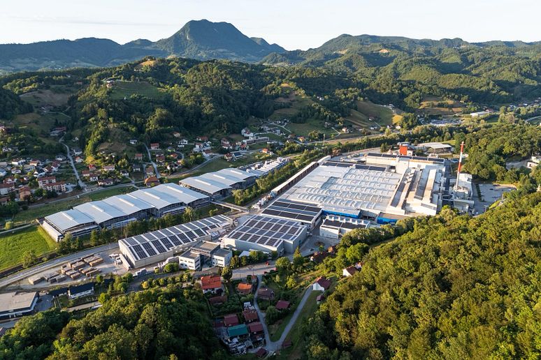 A pioneer in environmental management: The environmental management system in Hum na Sutli is the first in the Vetropack Group to receive ISO 14001 certification.